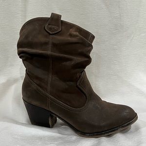 Rocket Dog Distressed Boots | Womens 10